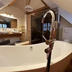 Villa Dako Mansion, Stylish, Modern, Cosy *