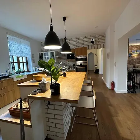 Dako Mansion, Stylish, Modern, Cosy Rzeszów