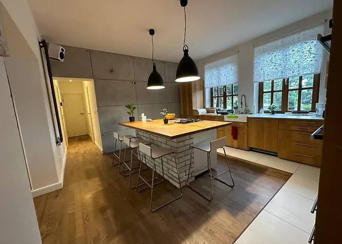 Villa Dako Mansion, Stylish, Modern, Cosy *