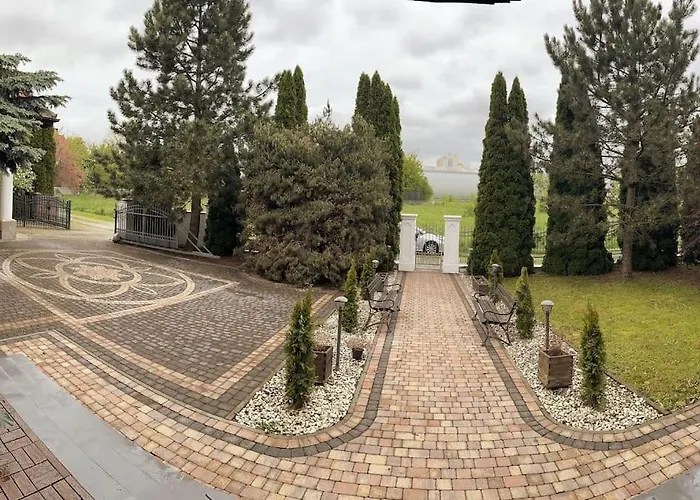 Dako Mansion, Stylish, Modern, Cosy Villa